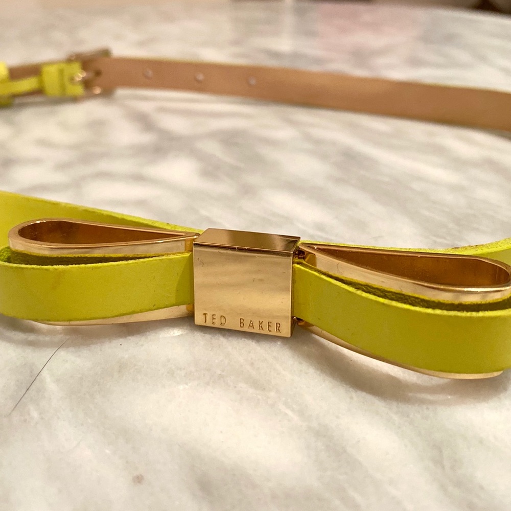 Ted Baker | Neon Patent Leather Bow Belt - sz 0/1